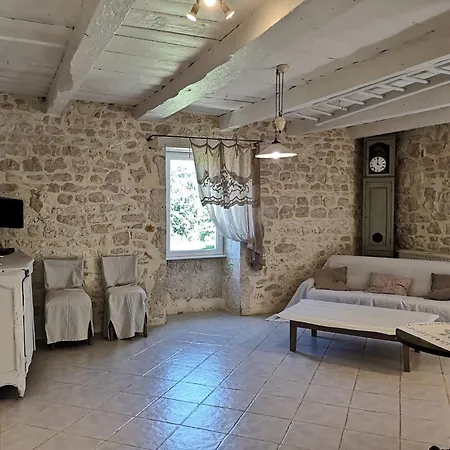 別荘 Dans Hameau Avec Piscine Privee *